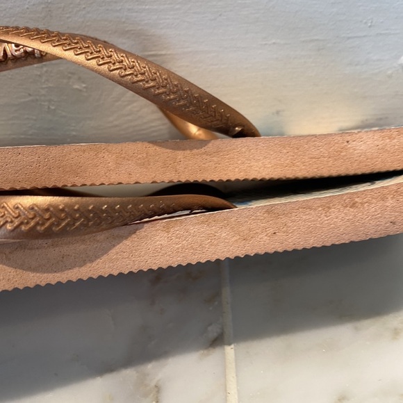 Havaianas Tropical Floral Thong Sandals Size 7/8 - Picture 7 of 10